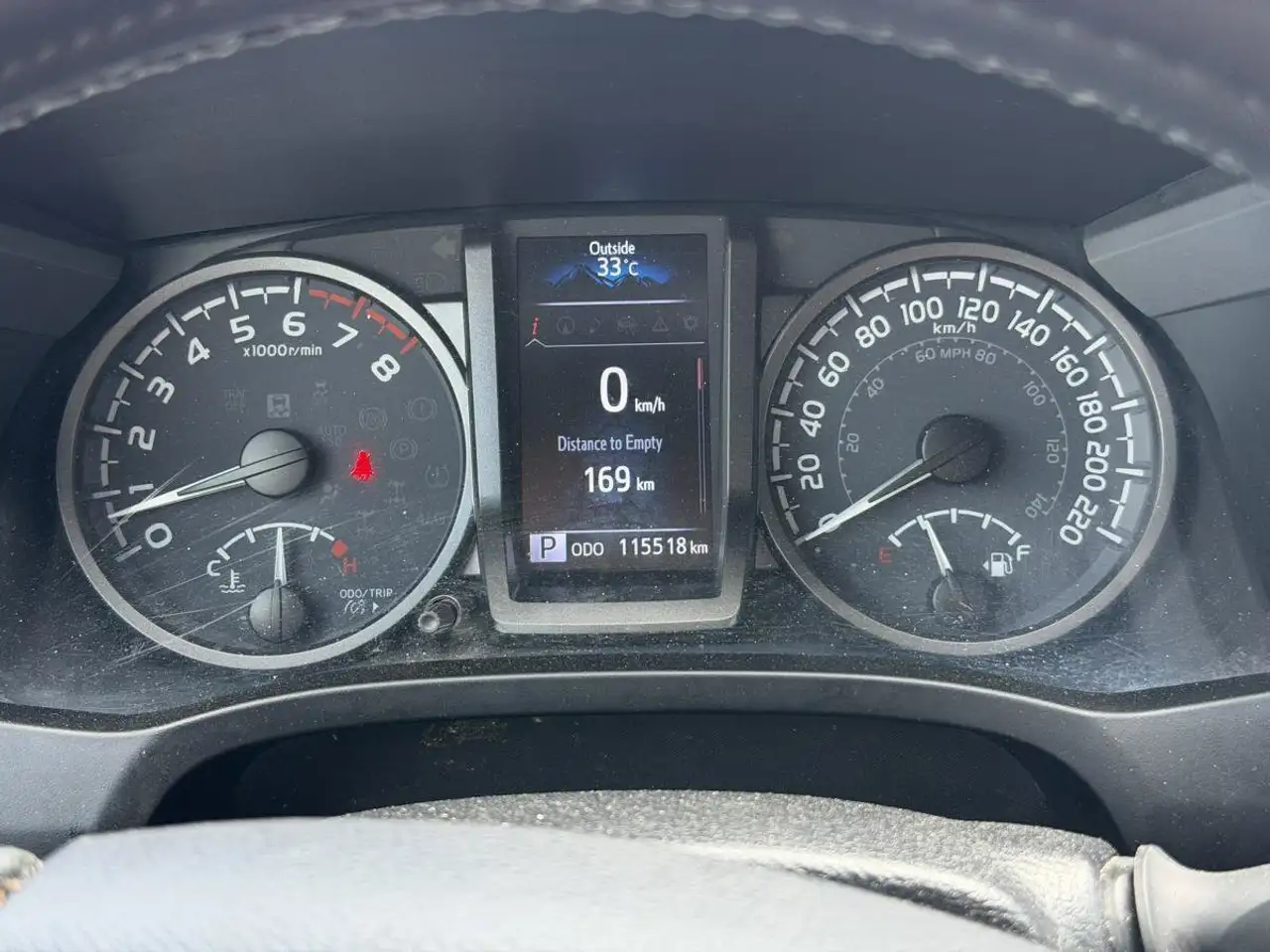 Toyota Tacoma снимка Toyota Tacoma
