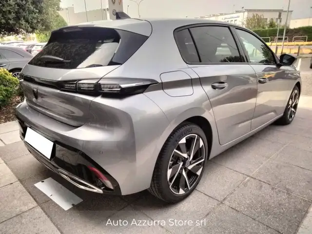 Peugeot 308 view 4