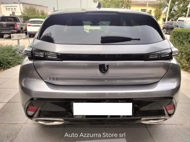 Peugeot 308 view 5
