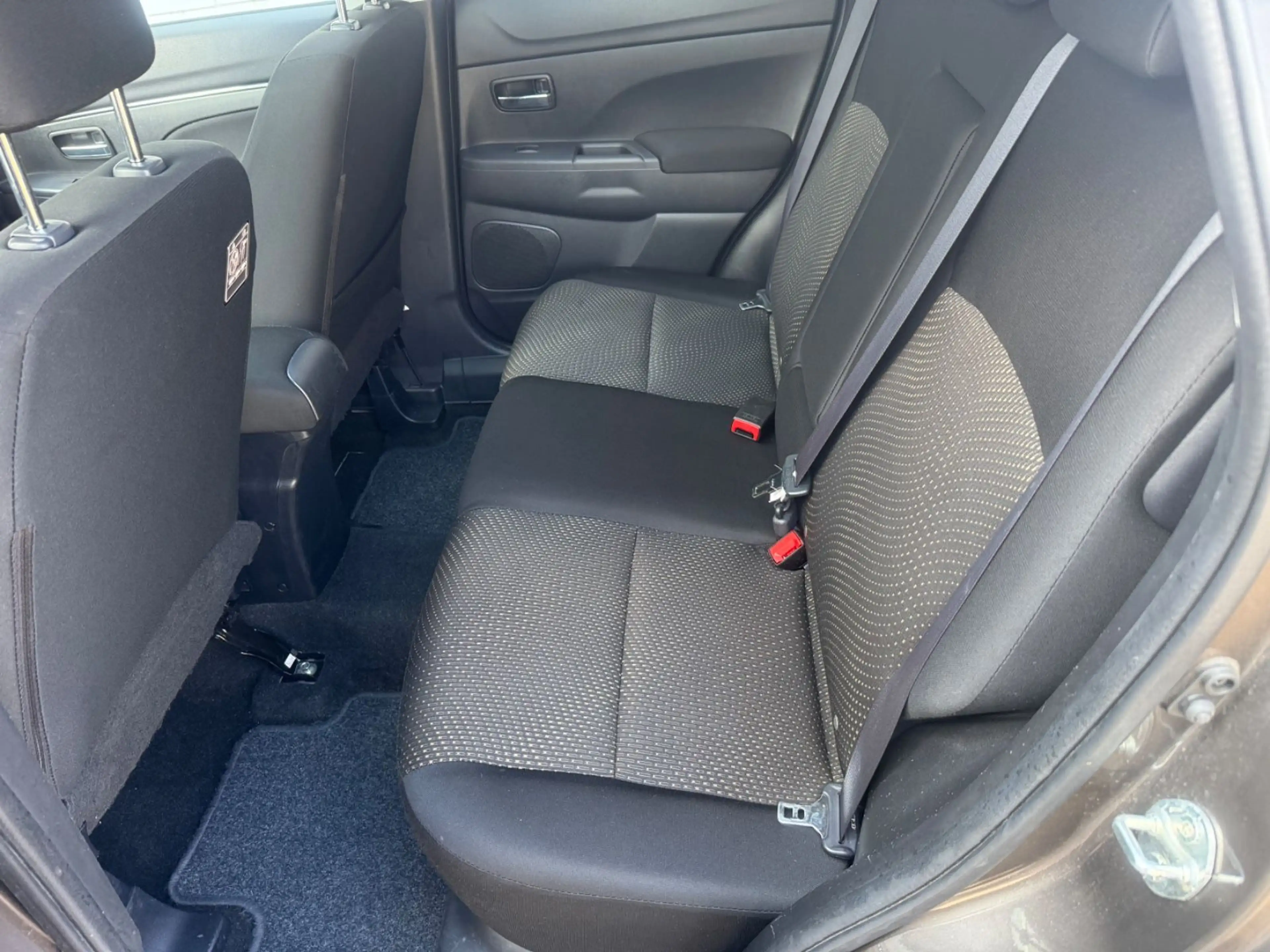Mitsubishi ASX 1.8 DI-D 2WD Intense Panoramadach Xenon Kam — photo 10