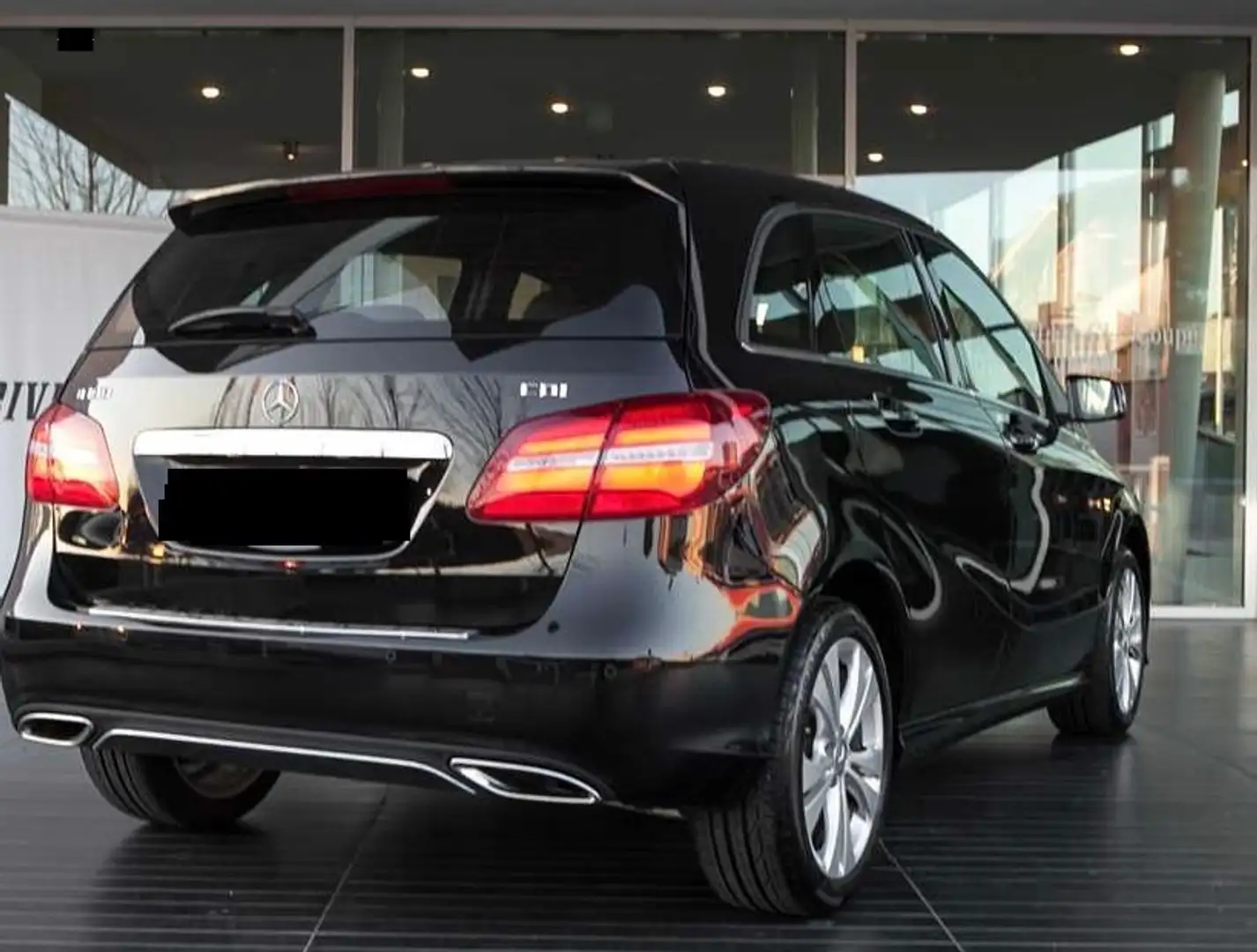 Mercedes-Benz B 180 B 180 d (cdi) Sport auto Nero - 2