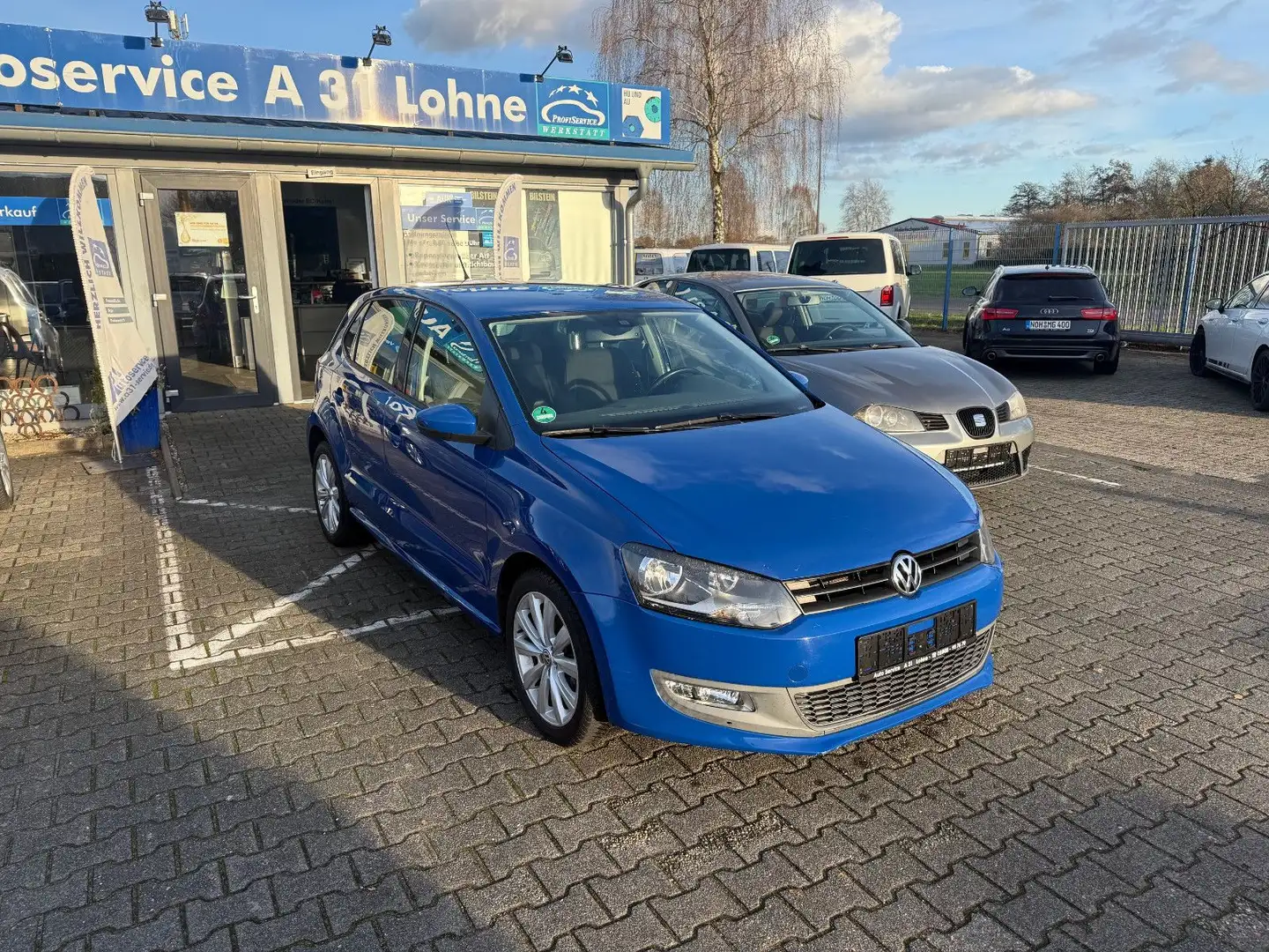 Volkswagen Polo V Team 1.2 4 Zylinder Blau - 1