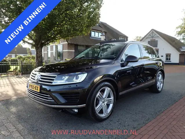 Volkswagen Touareg 3.0 TDI R-line / ACC / LUCHTVERING / 360* CAMERA /