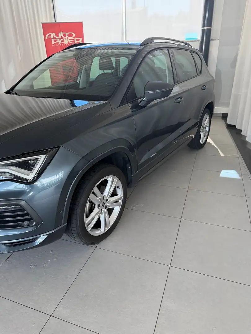 SEAT Ateca FR 1.5 TSI ACT DSG Grau - 2