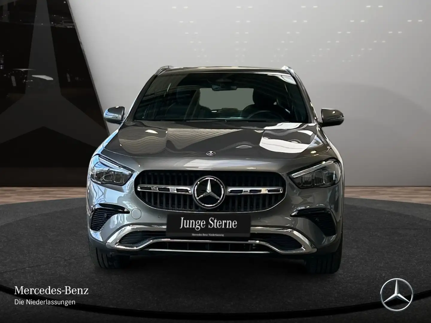 Mercedes-Benz GLA 180 PROGRESSIVE+AHK+LED+KAMERA+7G Grau - 2