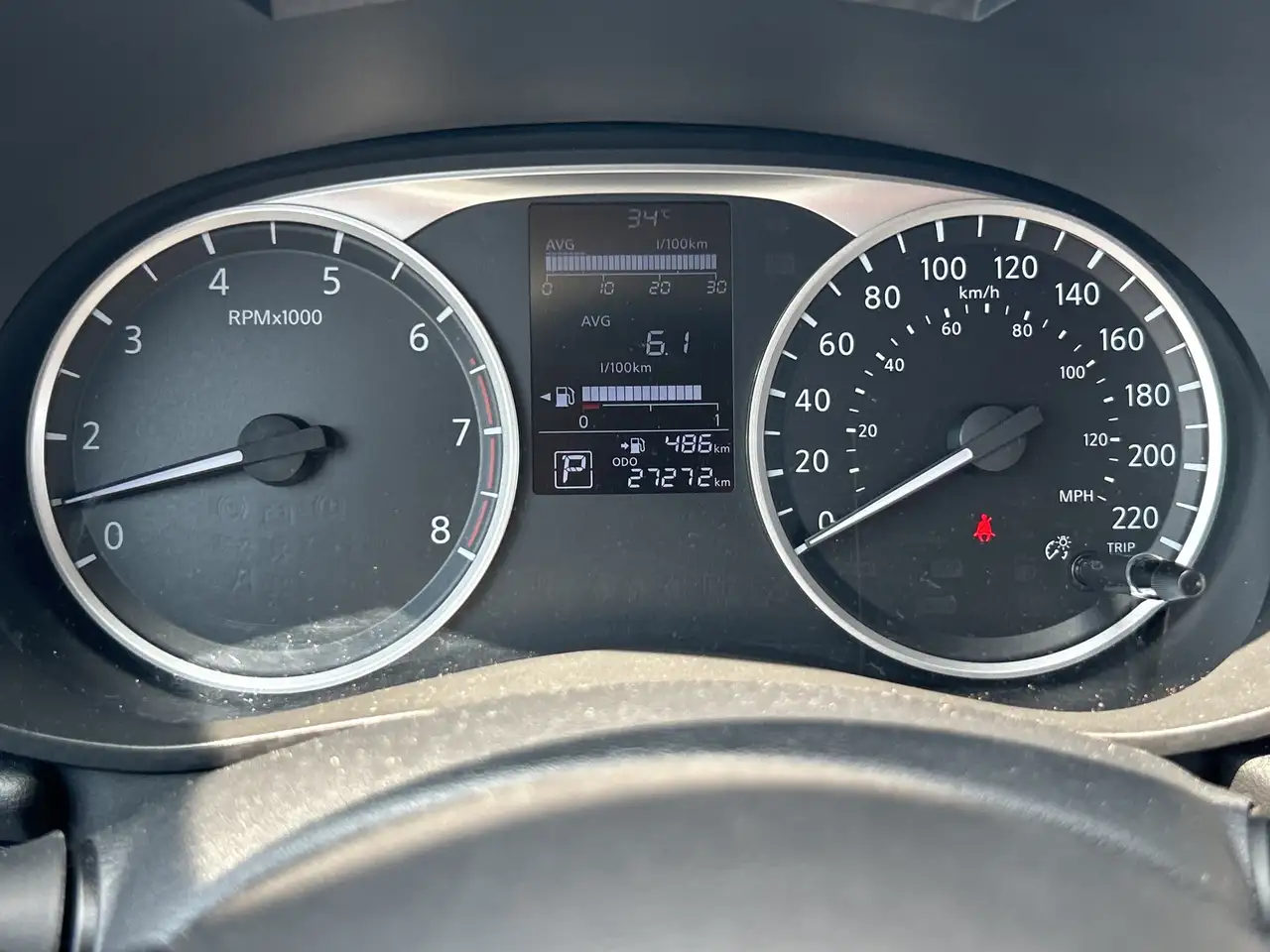 Nissan Versa снимка Nissan Versa