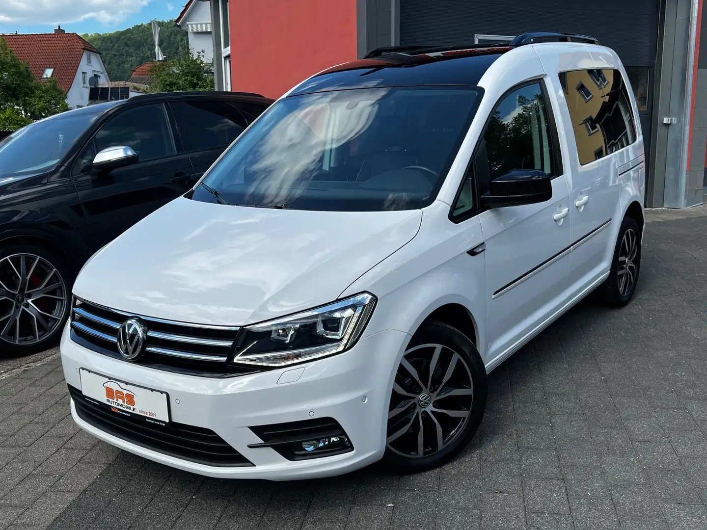 Volkswagen Caddy PKW Edition 35*DSG*NAVI*AHK*XEN*RFK*ACC* Blanco - 1