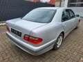 Mercedes-Benz E 200 Kompressor Classic Silver - thumbnail 3