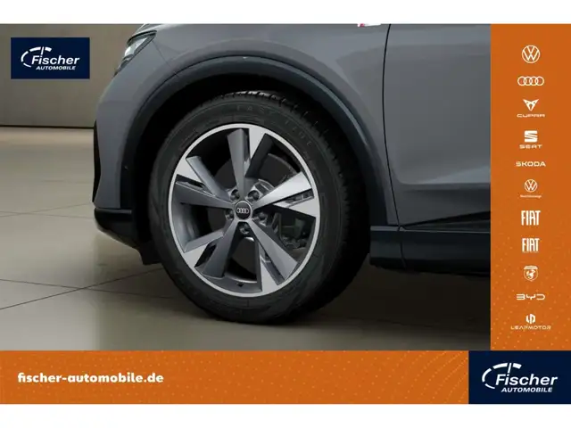 Audi Q4 e-tron S line 45 AHK/HUD/360/20''/ACC