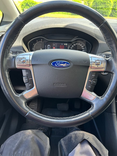 Ford S-Max 2.2 TDCI Titanium — photo 9