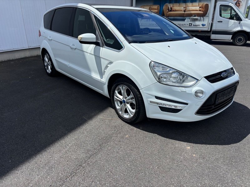 Ford S-Max 2.2 TDCI Titanium — photo 2