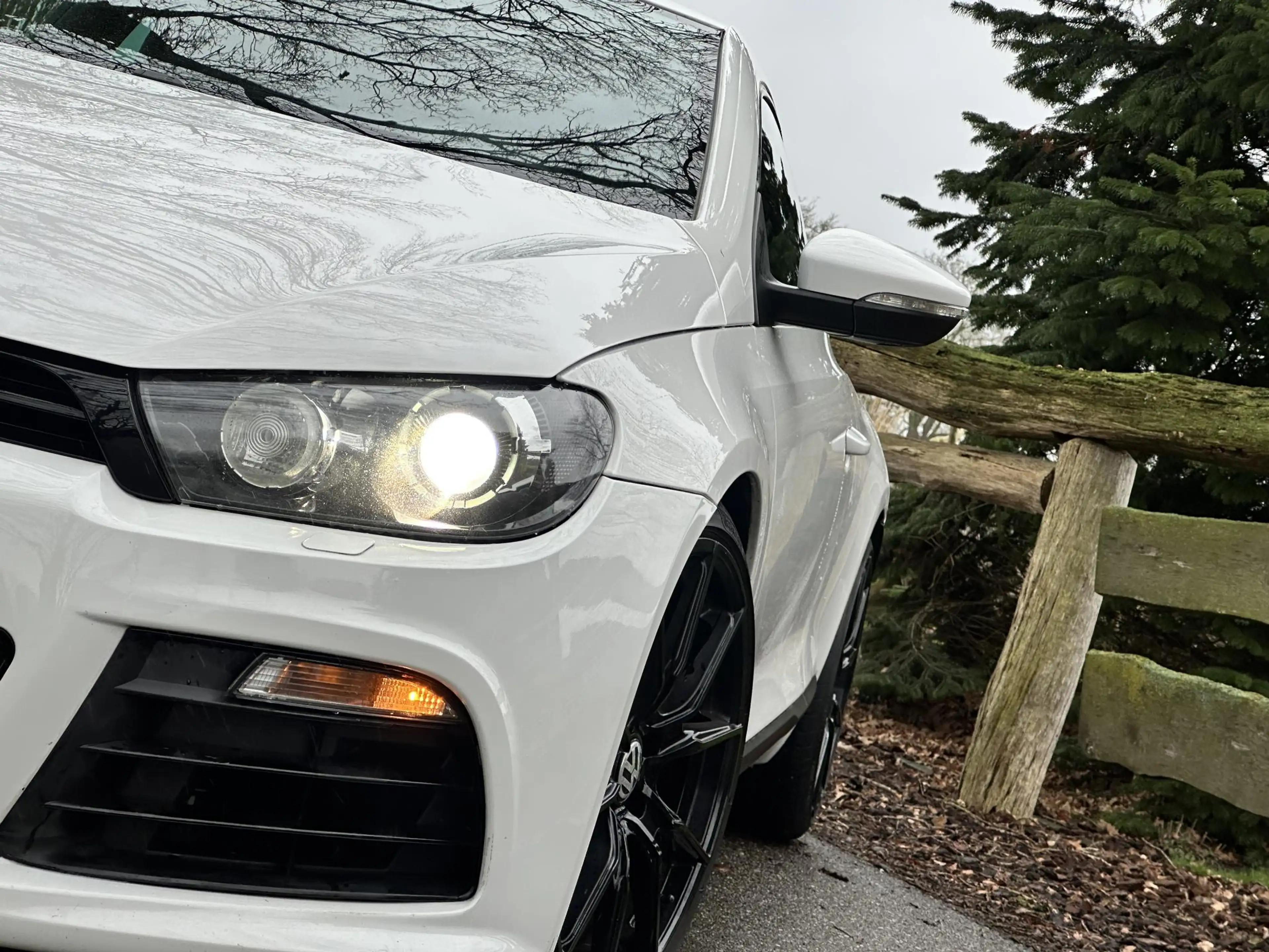 Volkswagen Scirocco 2.0 TSI — photo 3