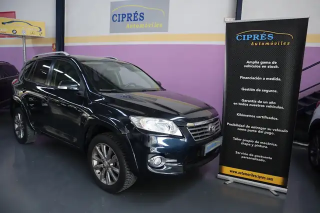 Toyota RAV4 2.2D-CAT Executive 4x4 CS AutoDrive