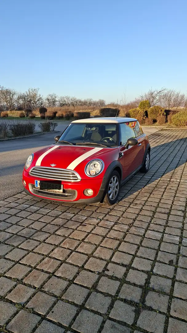 MINI Cooper C R56 Rot - 1