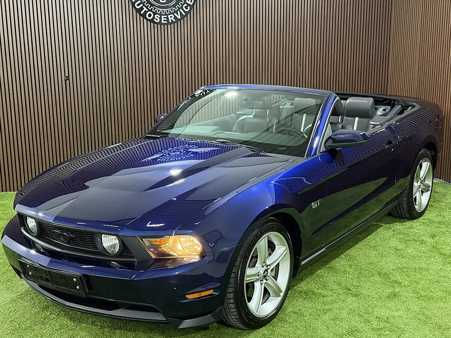 Ford Mustang 4,6L V8 GT Blau - 2