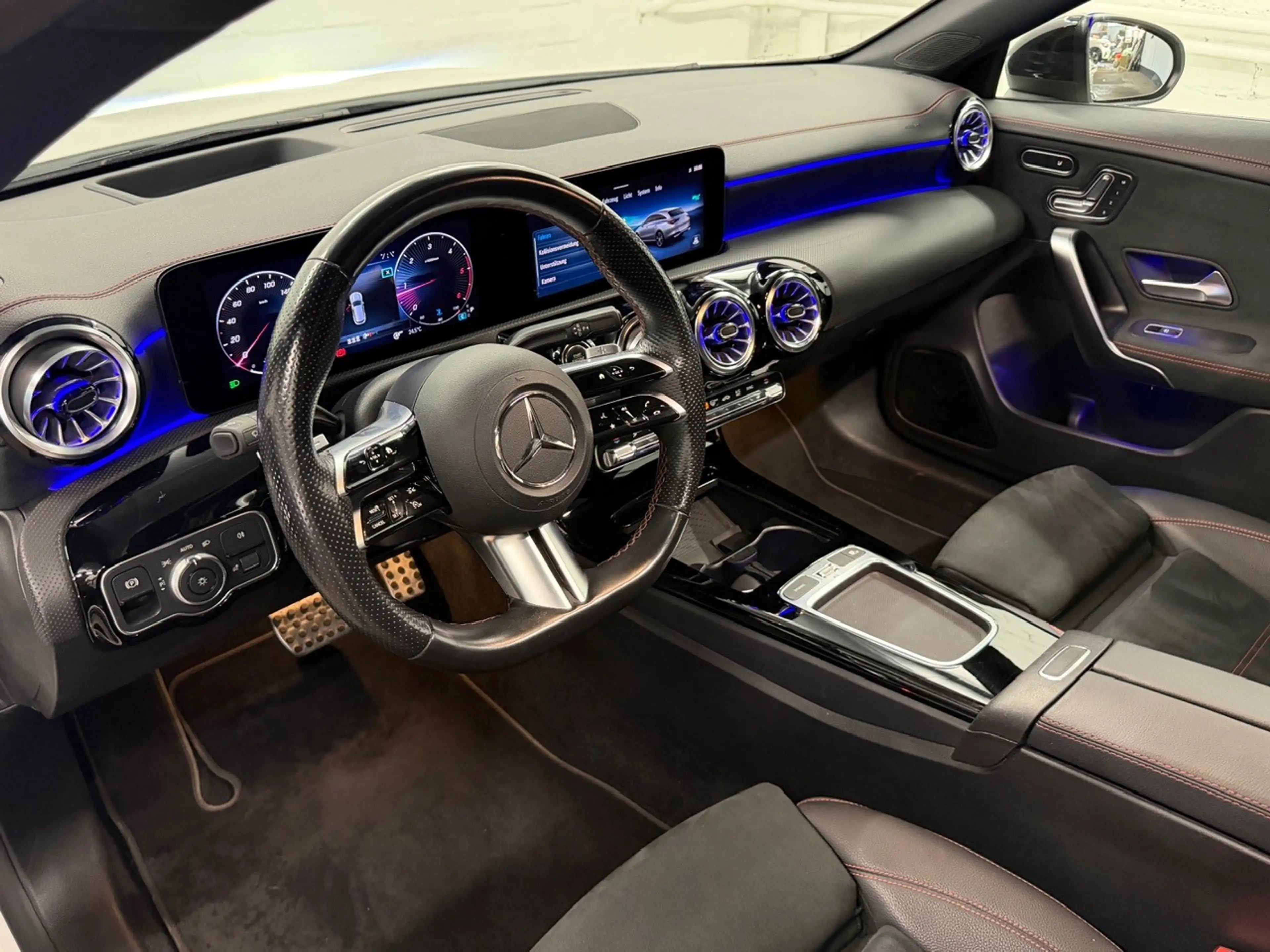 Mercedes-Benz CLA 220 d SB 8G-DCT AMG Line Adv.+ *UPE:73.911,€ — photo 9