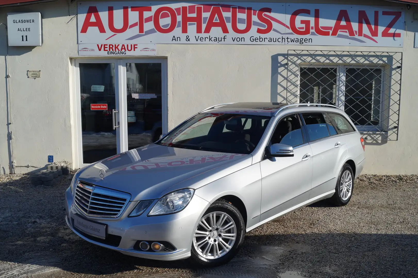 Mercedes-Benz E 220 E 220 CDI AHK*Comand*GSD* Grau - 1