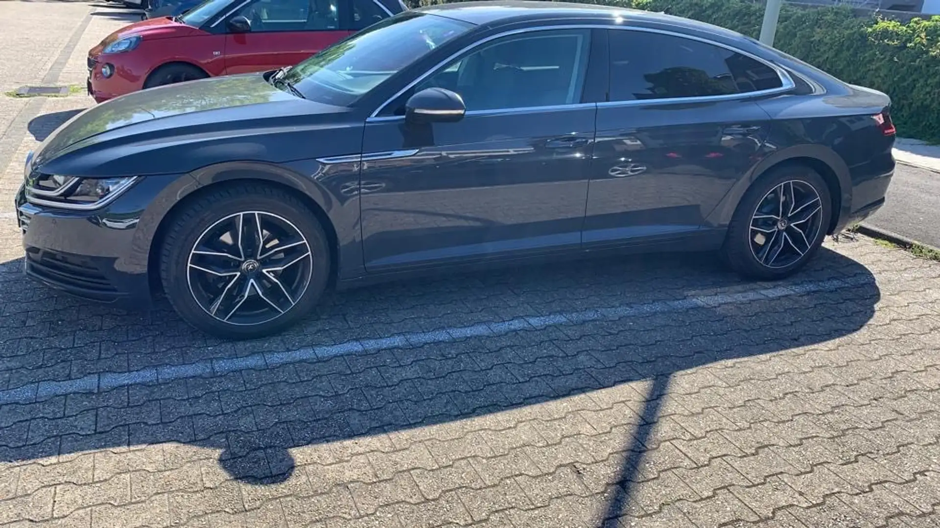 Volkswagen Arteon Basis Grau - 2