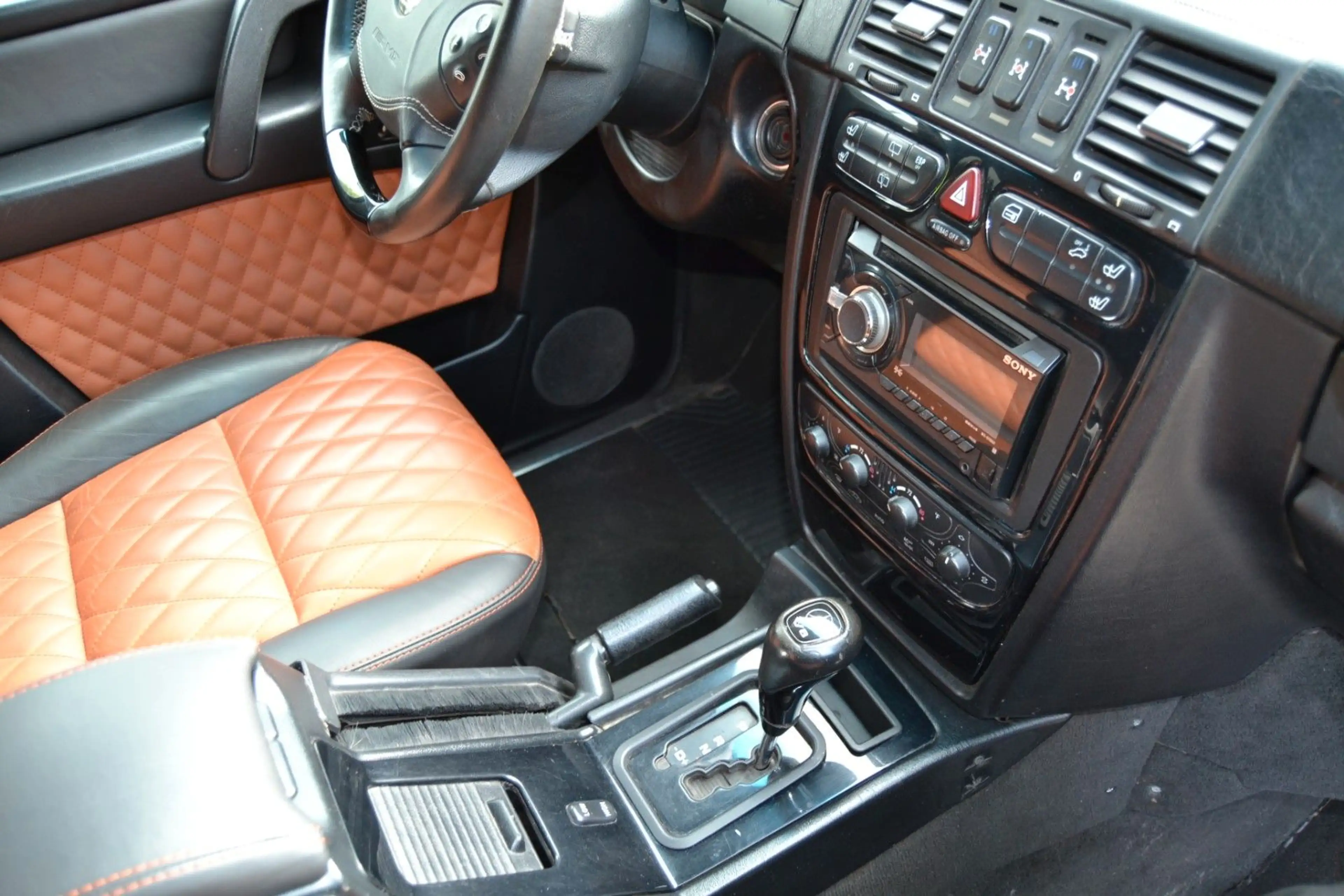 Mercedes-Benz G 500 G500 Station Wagon Lang 463 6x6 Umbau — photo 15