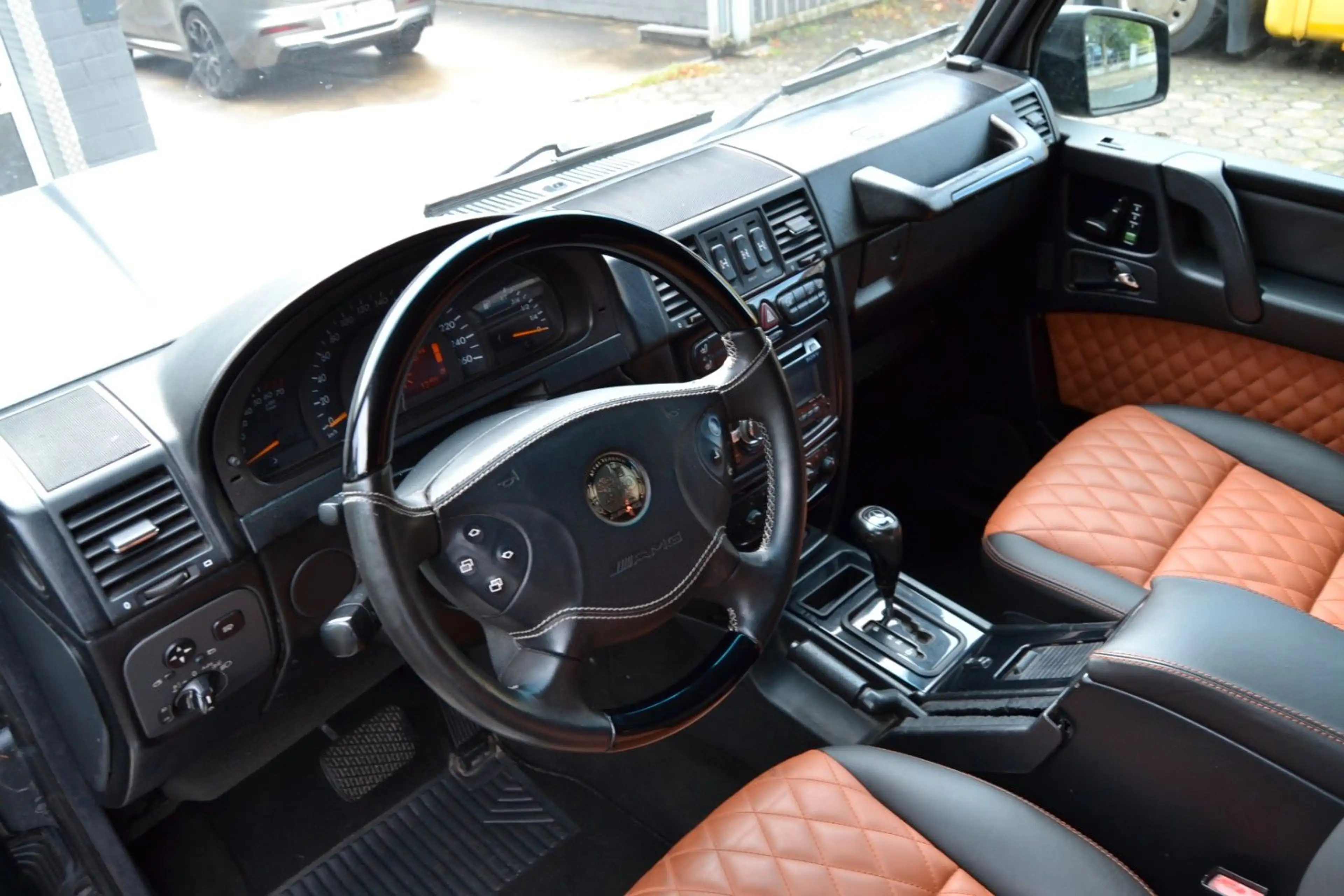 Mercedes-Benz G 500 G500 Station Wagon Lang 463 6x6 Umbau — photo 9