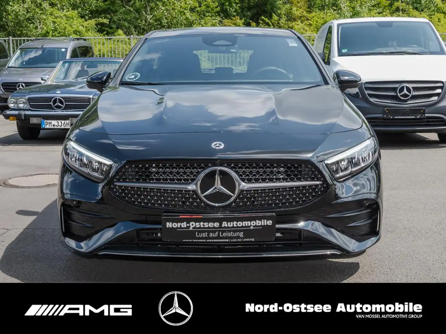 Mercedes-Benz A 200 AMG KAMERA KLIMA LED SITZHZG KEYLESS SPURH Noir - 2