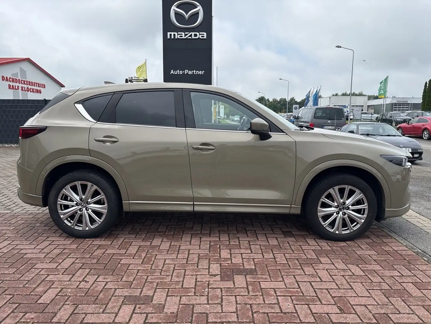 Mazda CX-5 2.5 e-Skyavtiv G 194ps 6AT AWD Takumi AHK Vert - 2