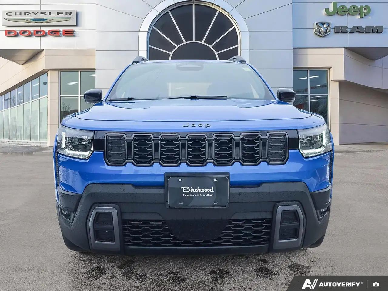 Jeep Cherokee снимка Jeep Cherokee
