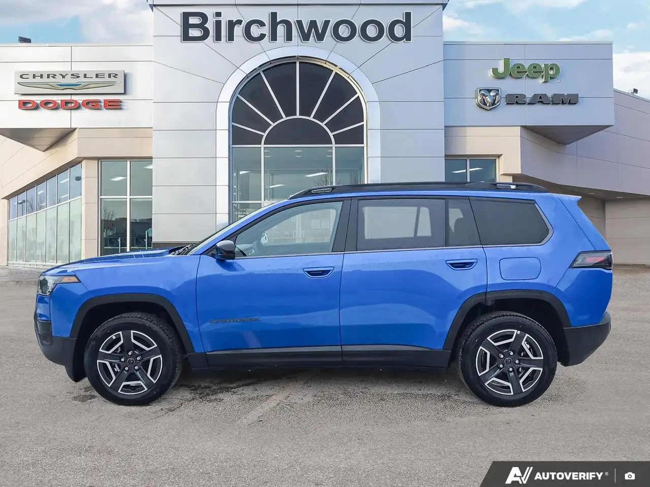 Jeep Cherokee снимка Jeep Cherokee