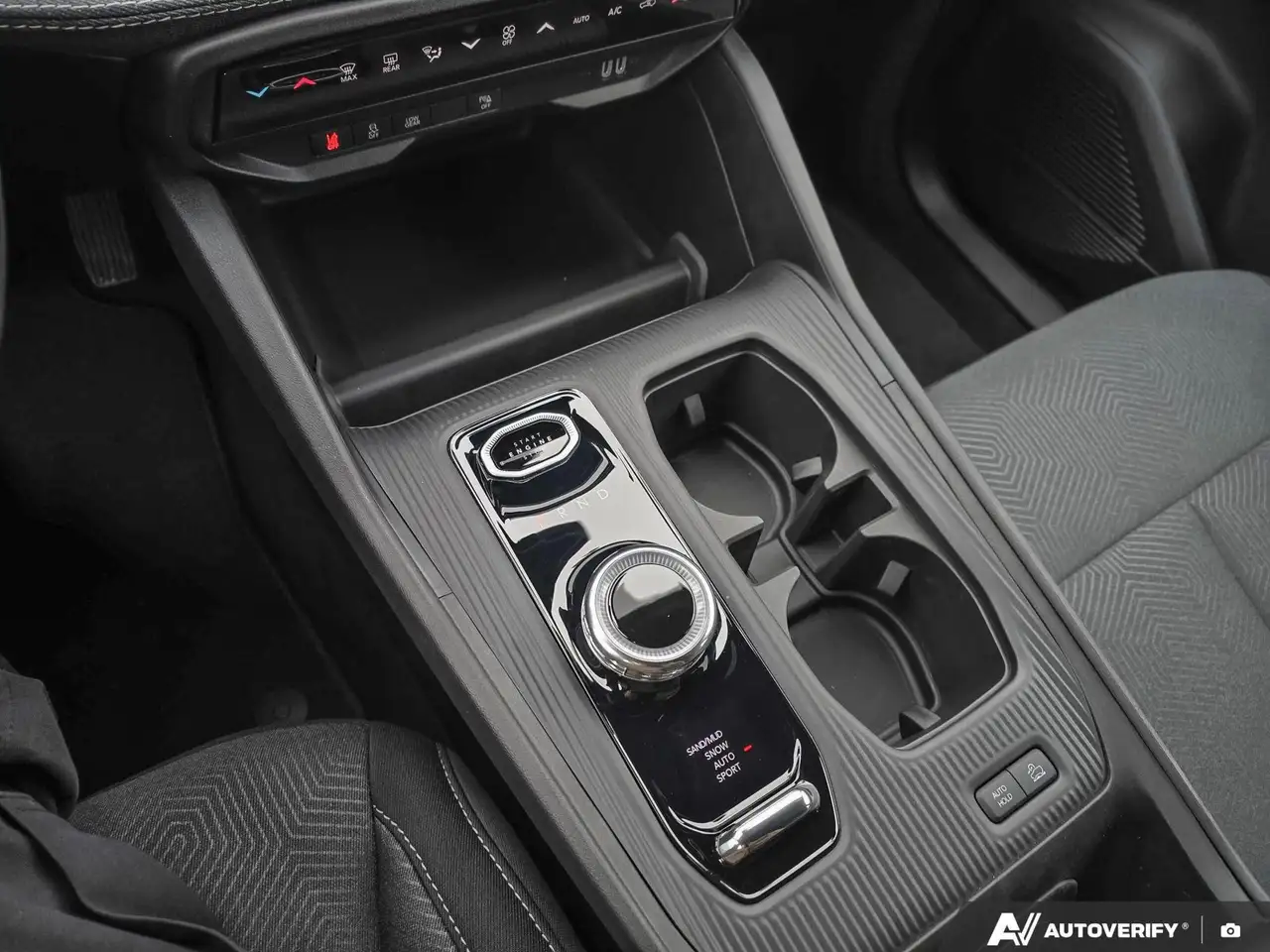 Jeep Cherokee снимка Jeep Cherokee