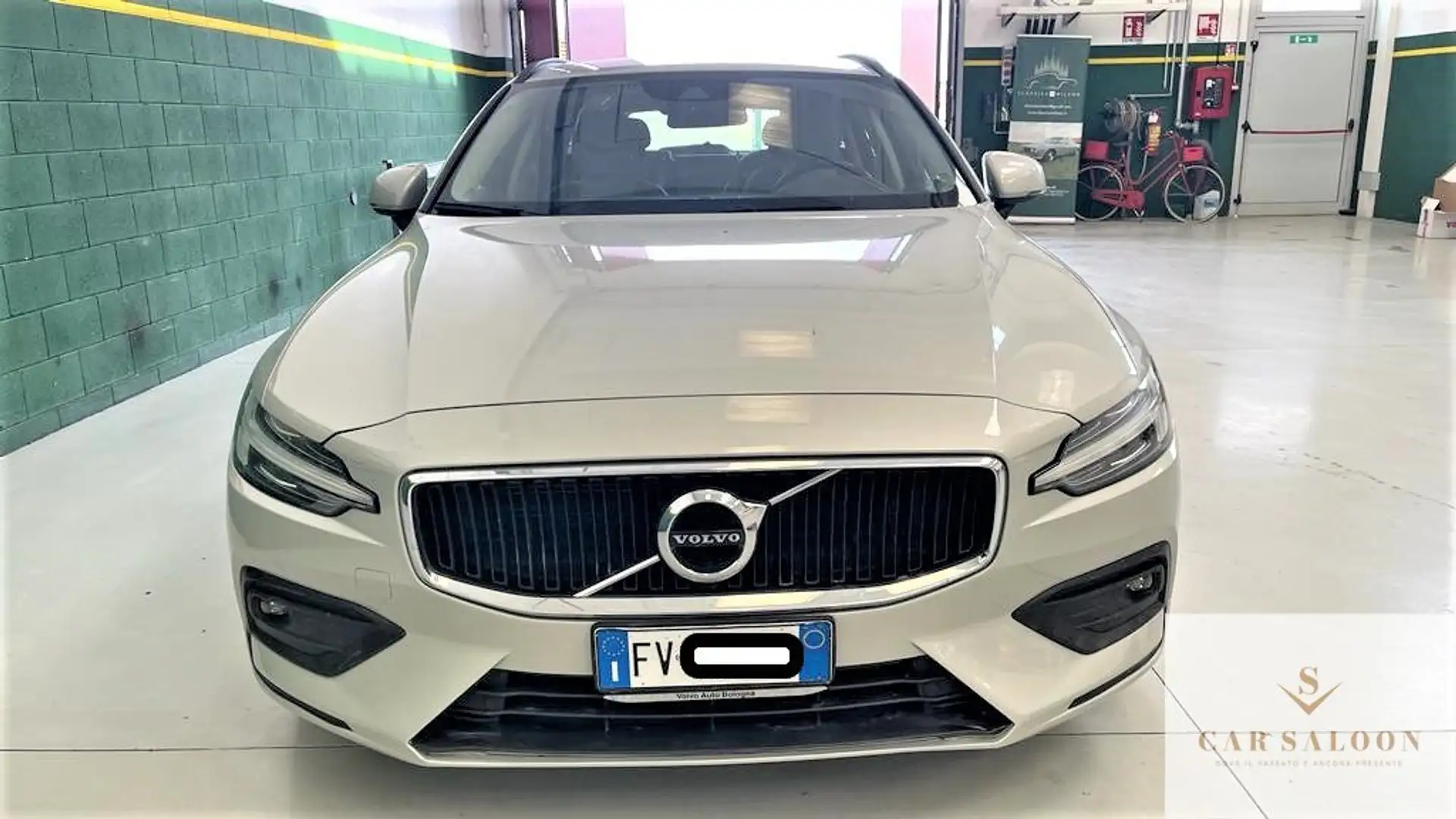 Volvo V60 V60 D4 - Momentum - IVA INCLUSA Silber - 2