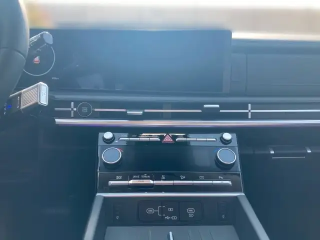 Hyundai SANTA FE (MX5) Prestige Line 1.6 T-GDI PHEV 4WD Ansicht 8