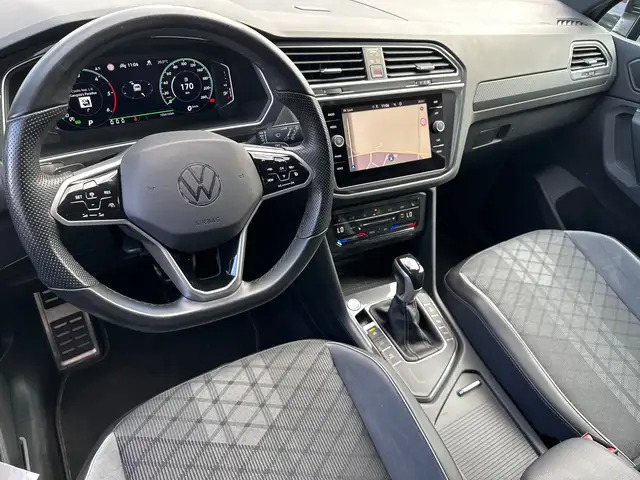 Volkswagen Tiguan view 10