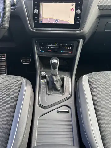 Volkswagen Tiguan view 14