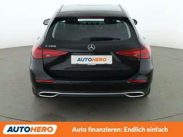 Mercedes-Benz C-Class view 5