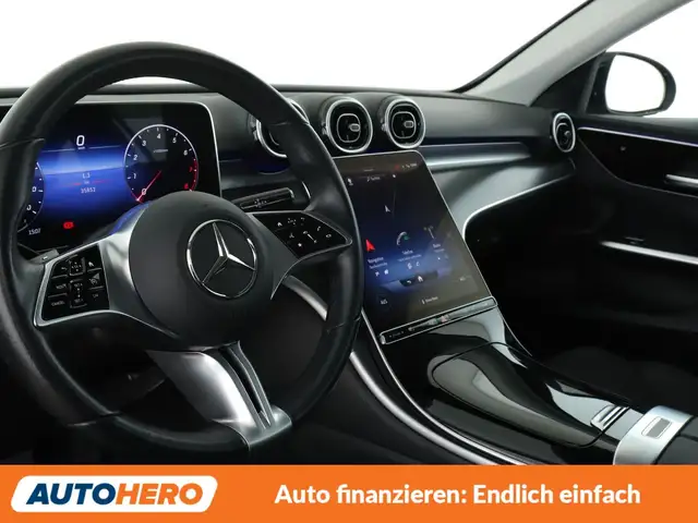 Mercedes-Benz C-Class view 11
