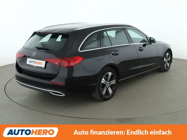 Mercedes-Benz C-Class view 6