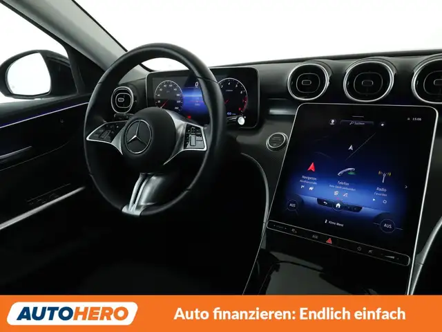 Mercedes-Benz C-Class view 13