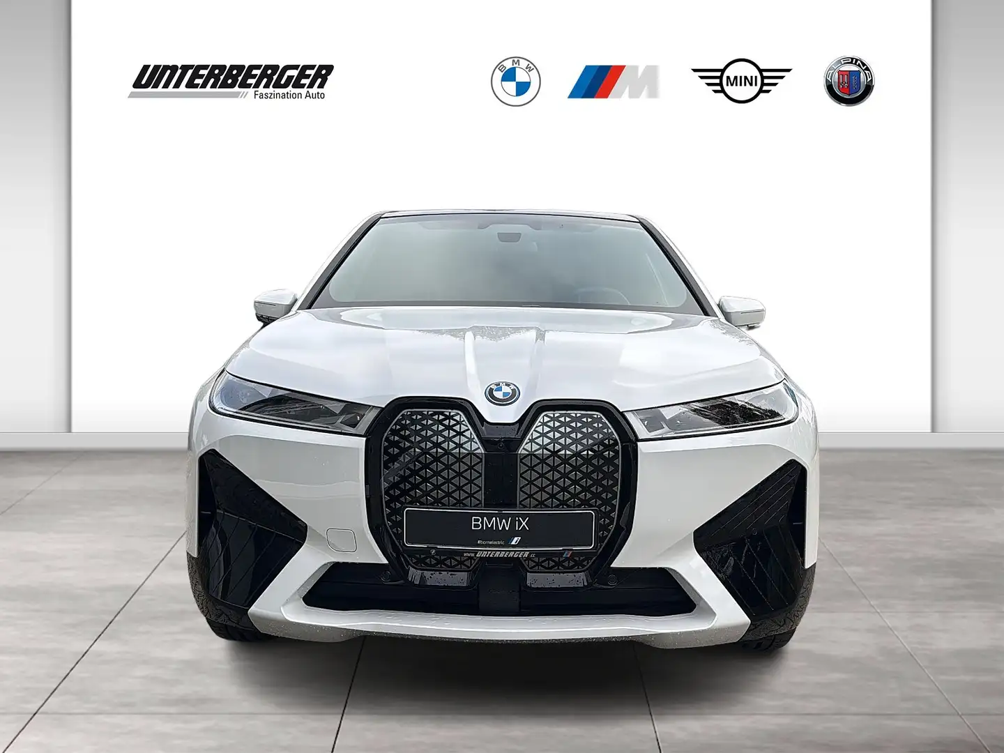 BMW iX xDrive50 M Sport HUD Pano Sky AHK LASER Multi Sitz Weiß - 2