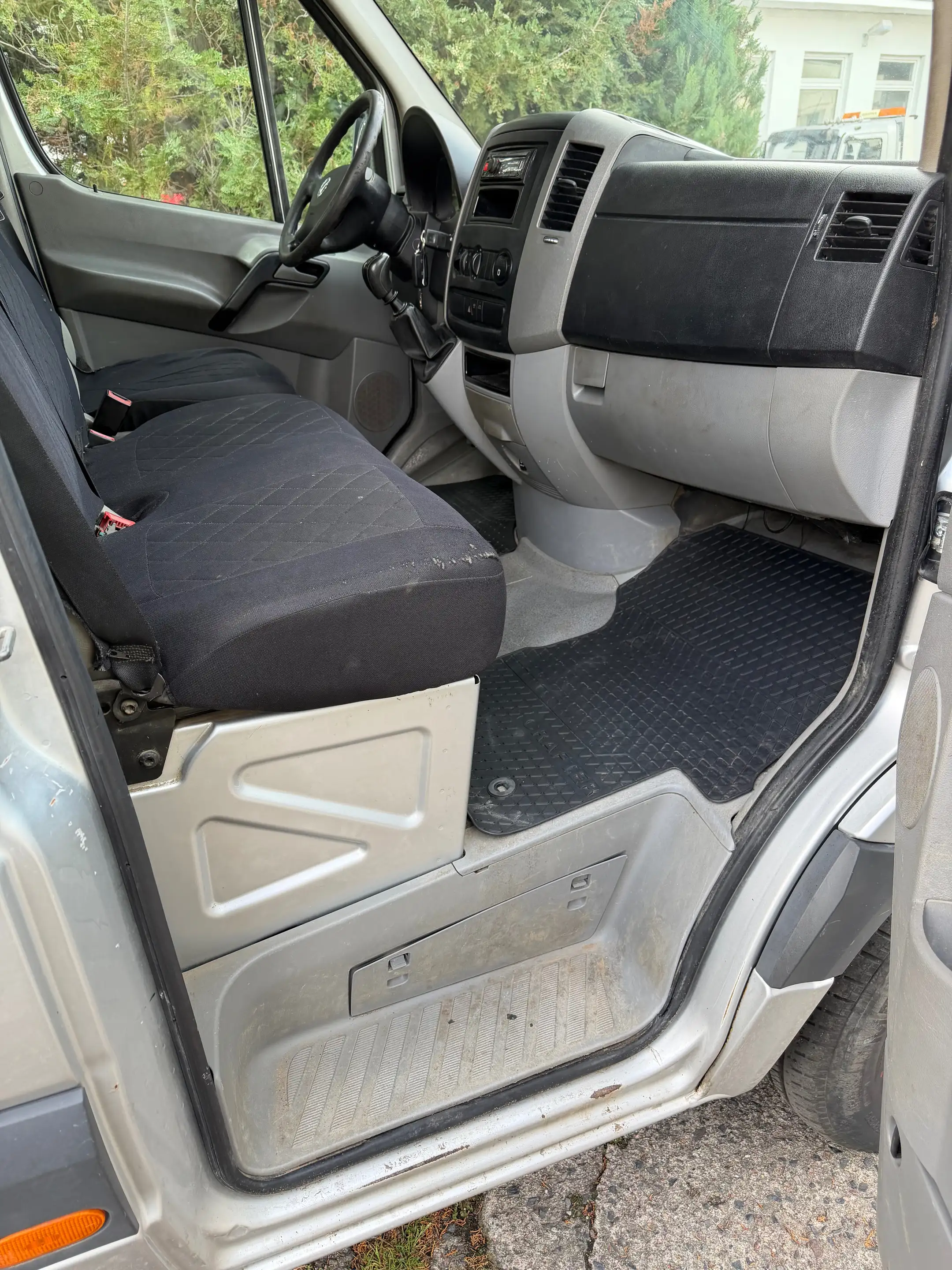 Volkswagen Crafter 35 L3 lang Doppelkabine — photo 17