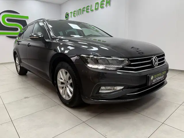 Volkswagen Passat main image