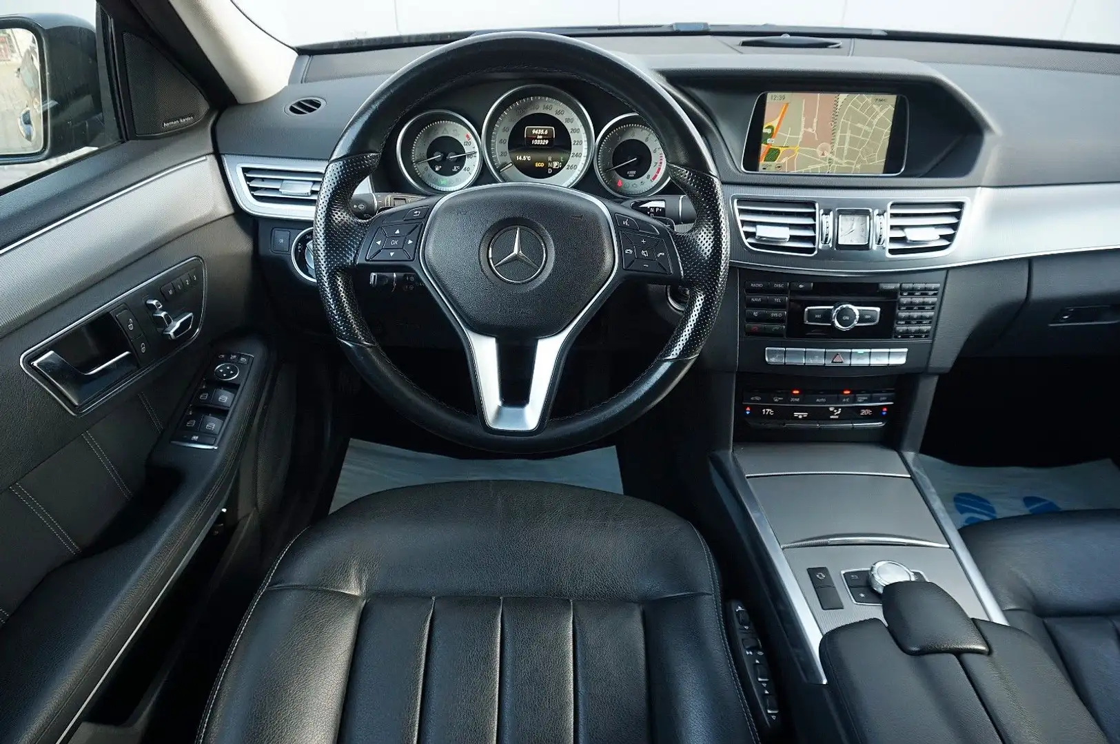 Mercedes-Benz E 400 T *UNFALLFREI * H&K *MEMORY *360° *ILS LED Noir - 2