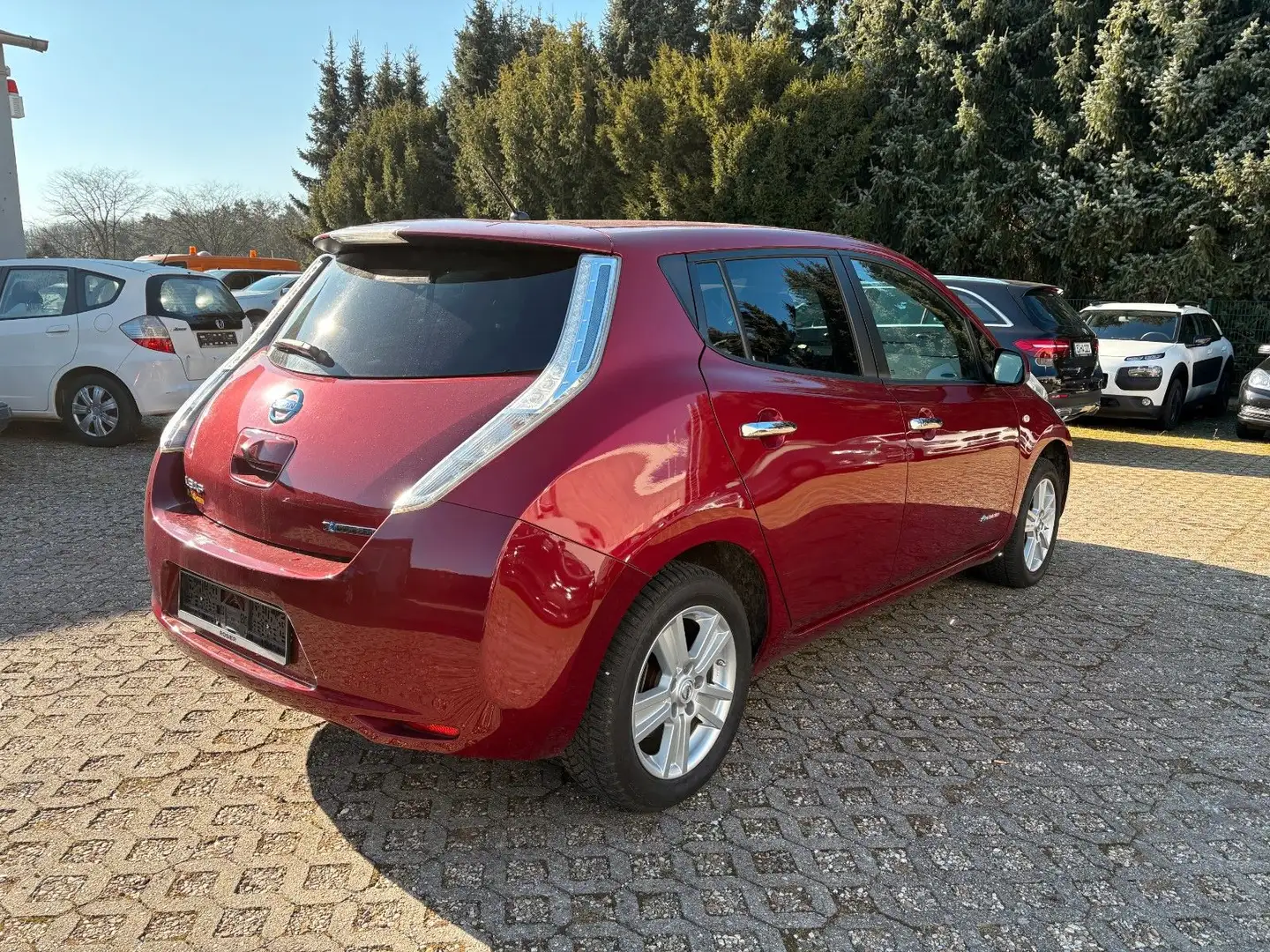 Nissan Leaf Acenta 24 KWH AUTOMAT KLIMA TEMP 8xALUS TOP Rouge - 2