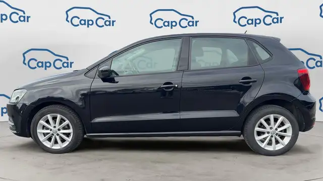 Volkswagen Polo view 2