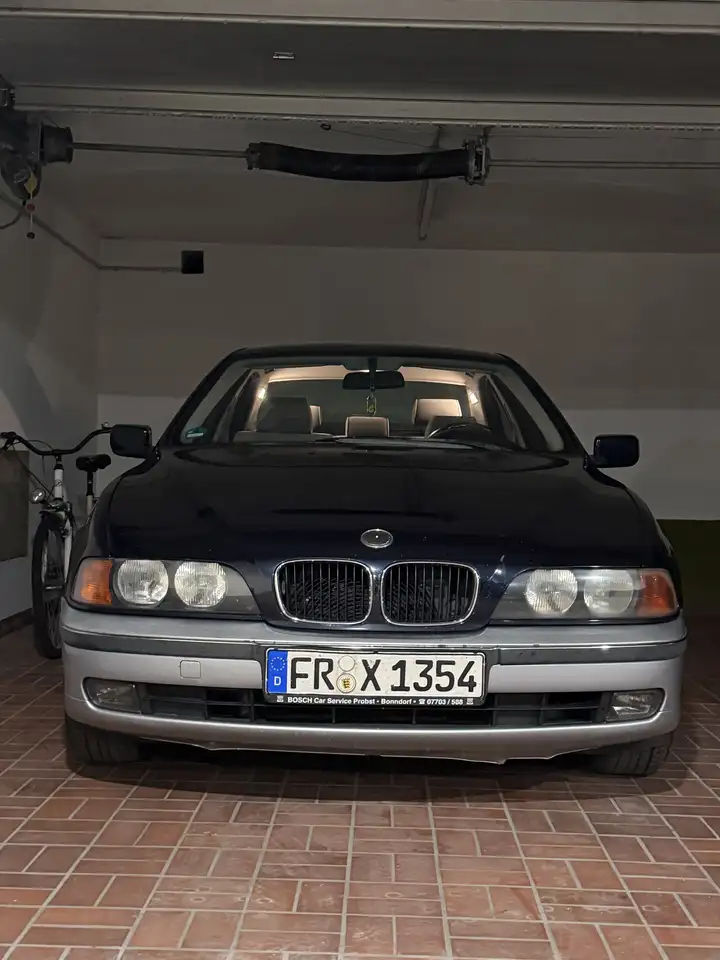 BMW 520i, foto 2