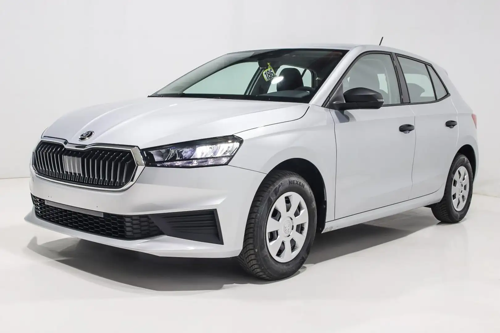 Skoda Fabia 1.0 - 80 - 5P LED - CLIM - CARPLAY - REGU Grijs - 2