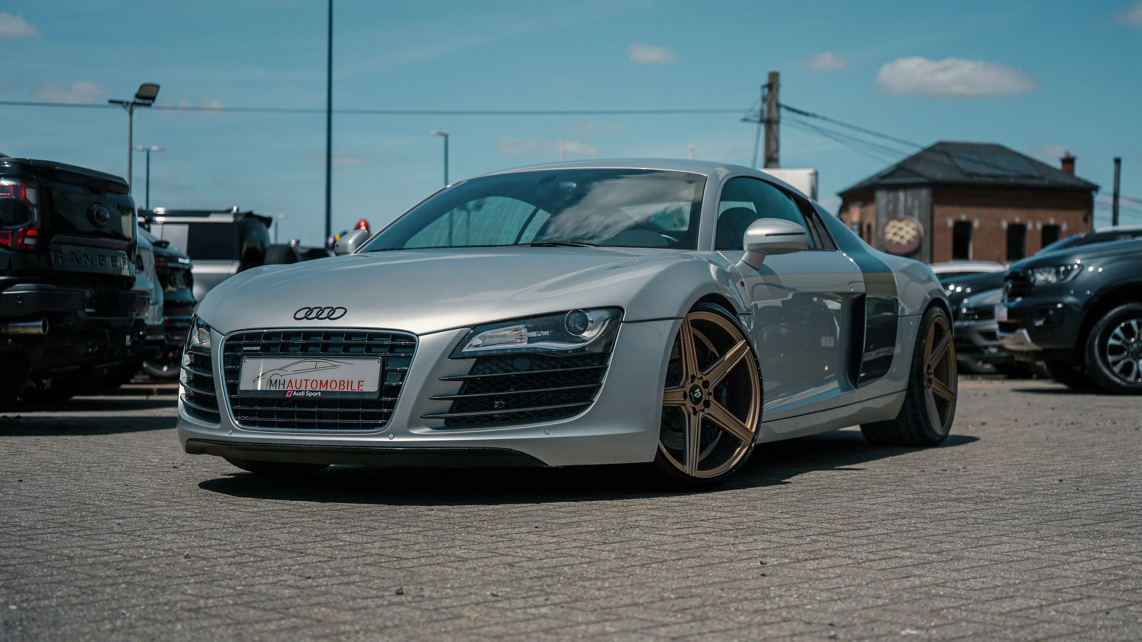 Audi R8 4.2i V8 Quattro R tronic