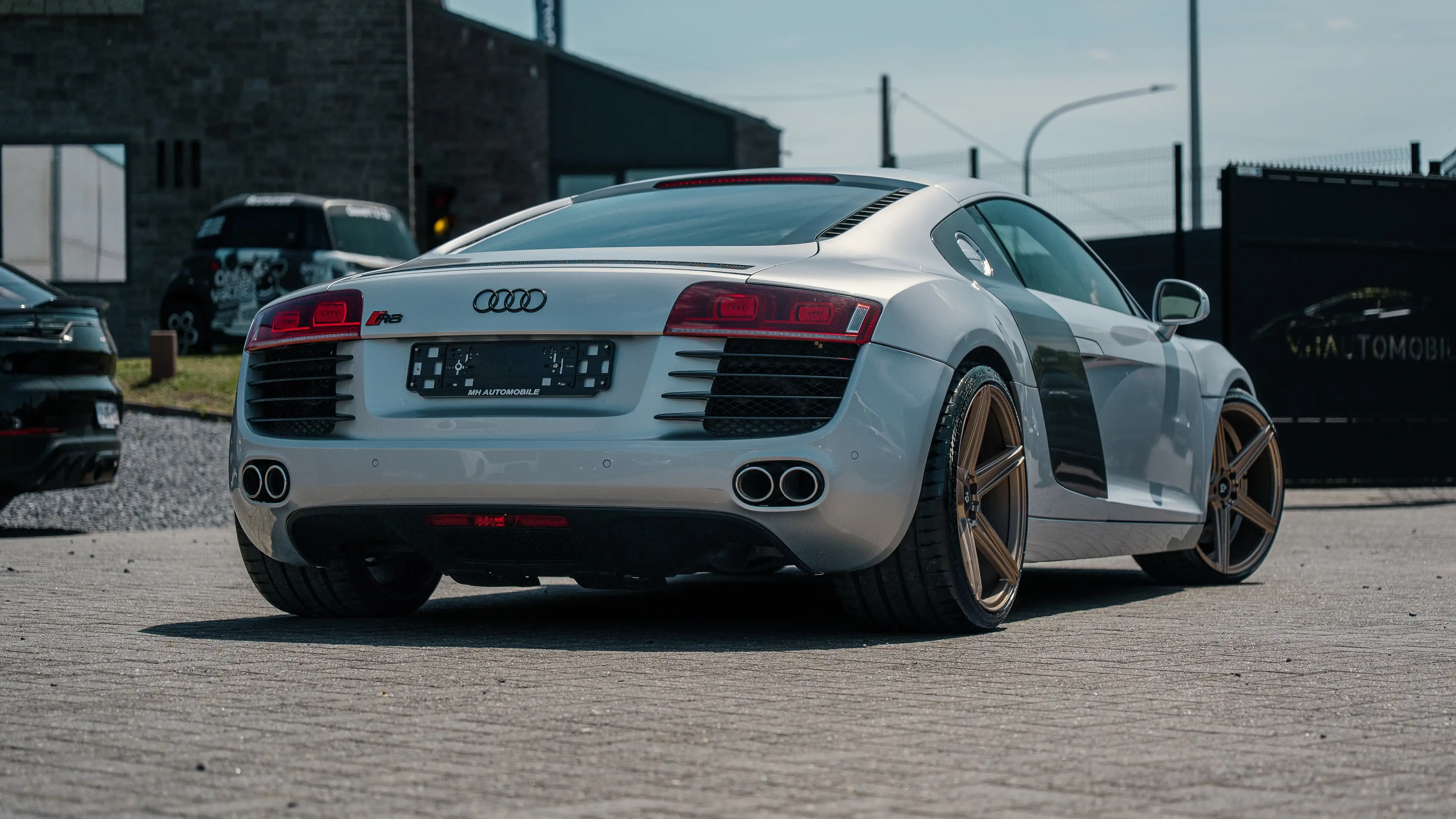 Audi R8 4.2i V8 Quattro R tronic — photo 7
