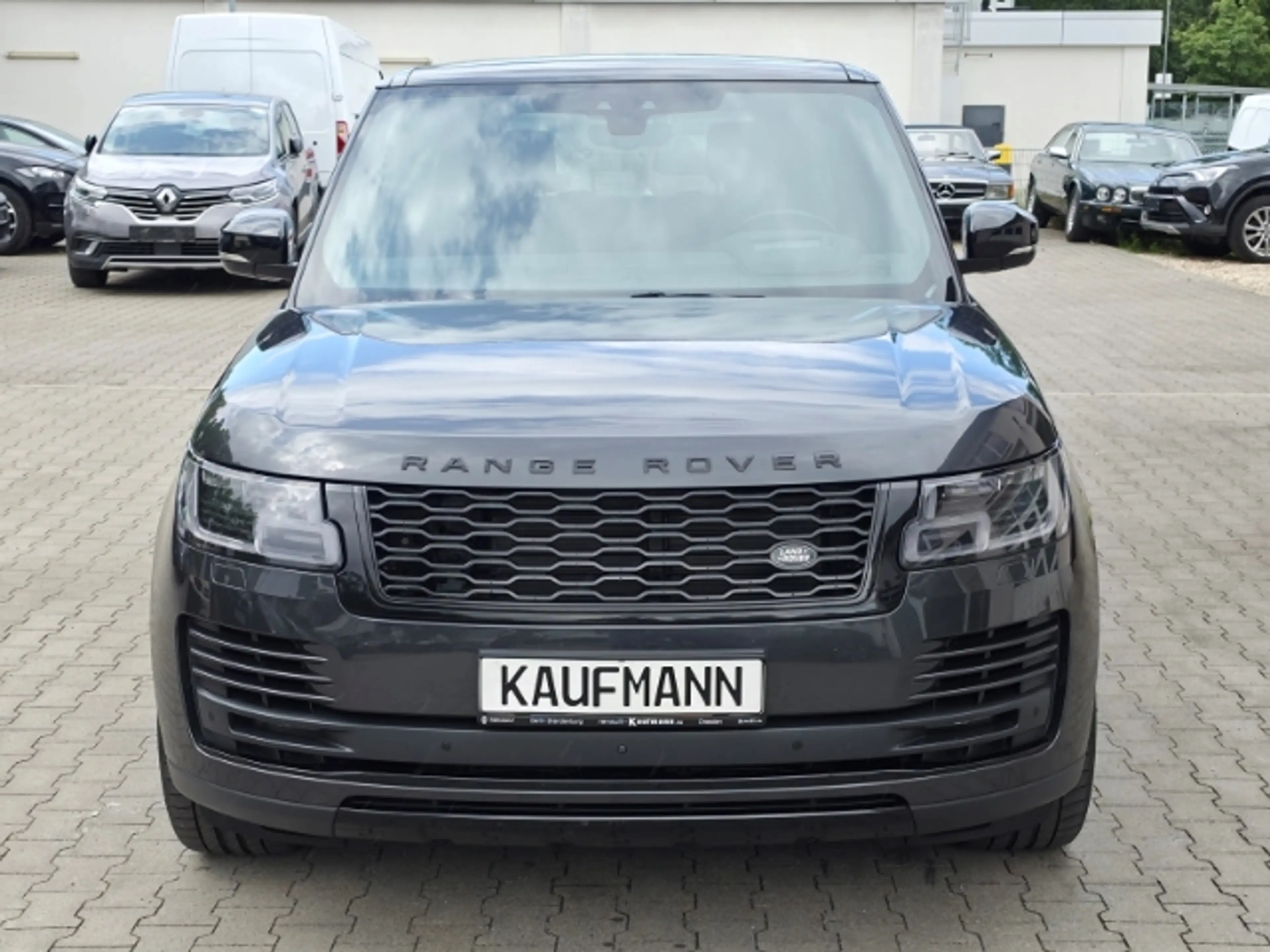 Land Rover Range Rover Vogue — photo 2