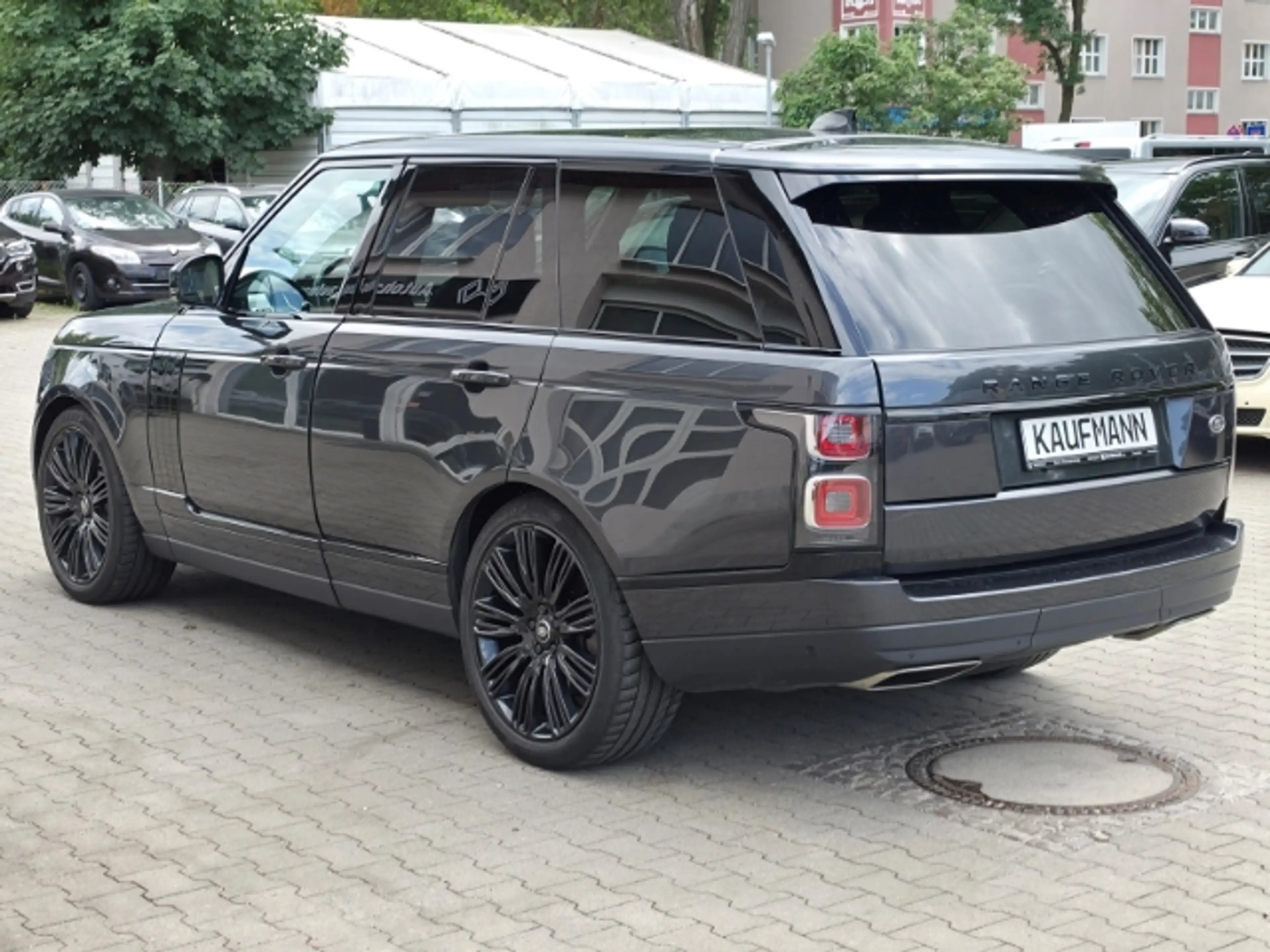 Land Rover Range Rover Vogue — photo 6