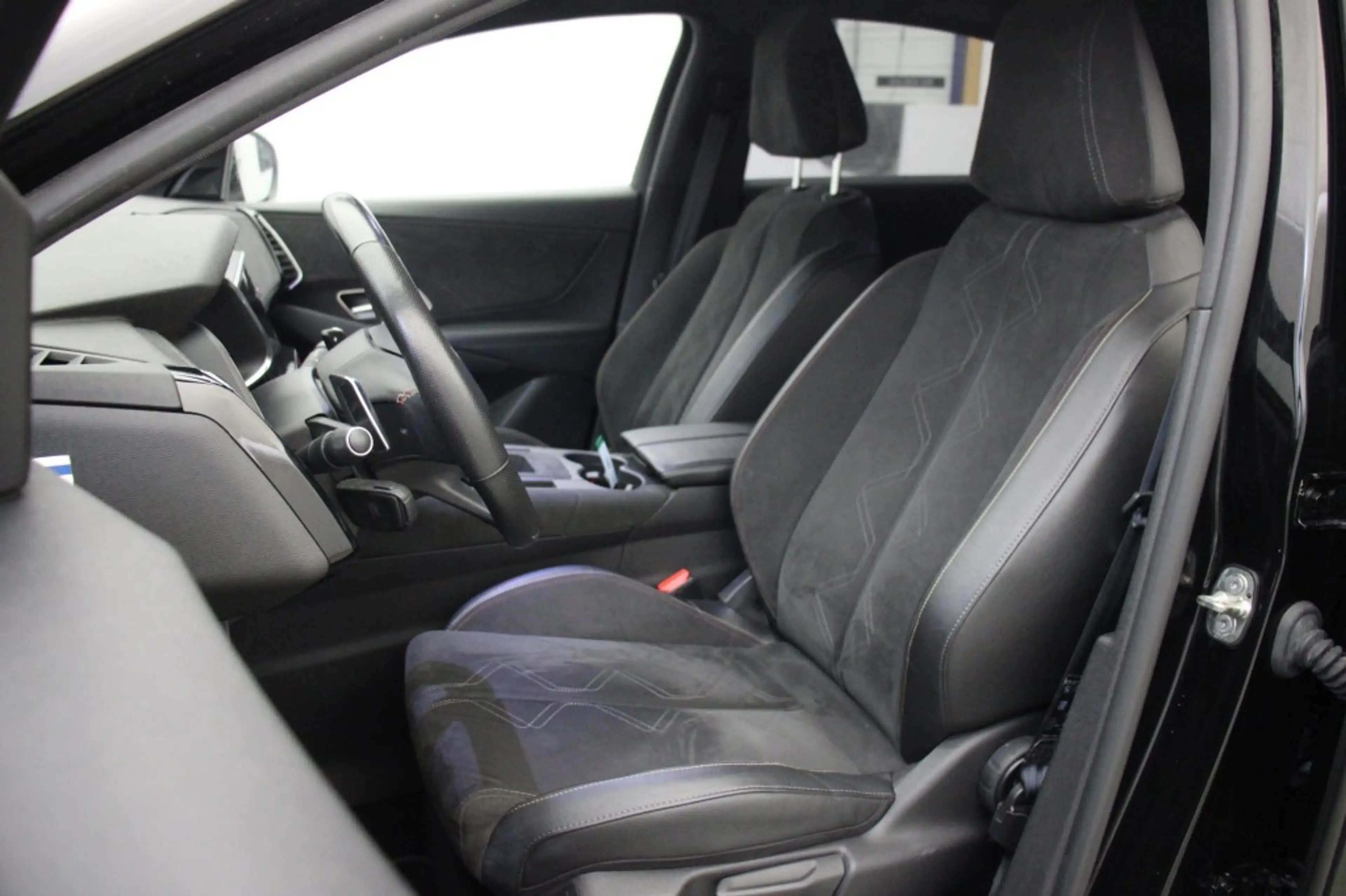 DS Automobiles DS 7 Crossback E-Tense Performance Line - Digitaal Cockpit, Carpl — photo 9